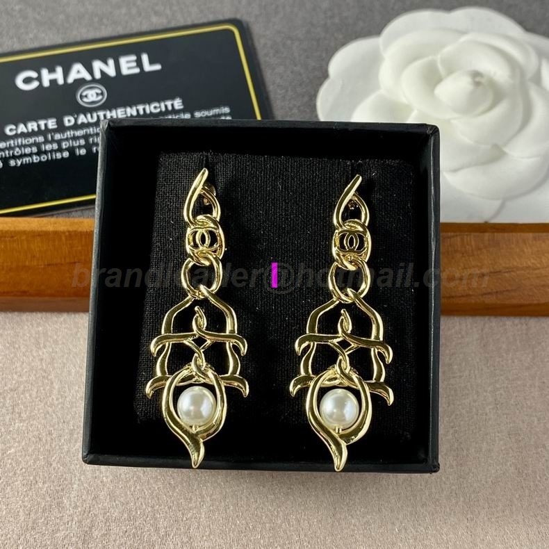 Chanel Earrings 2304